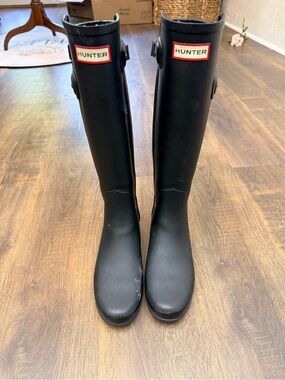 Hunter Black Tall matte Rain Boots